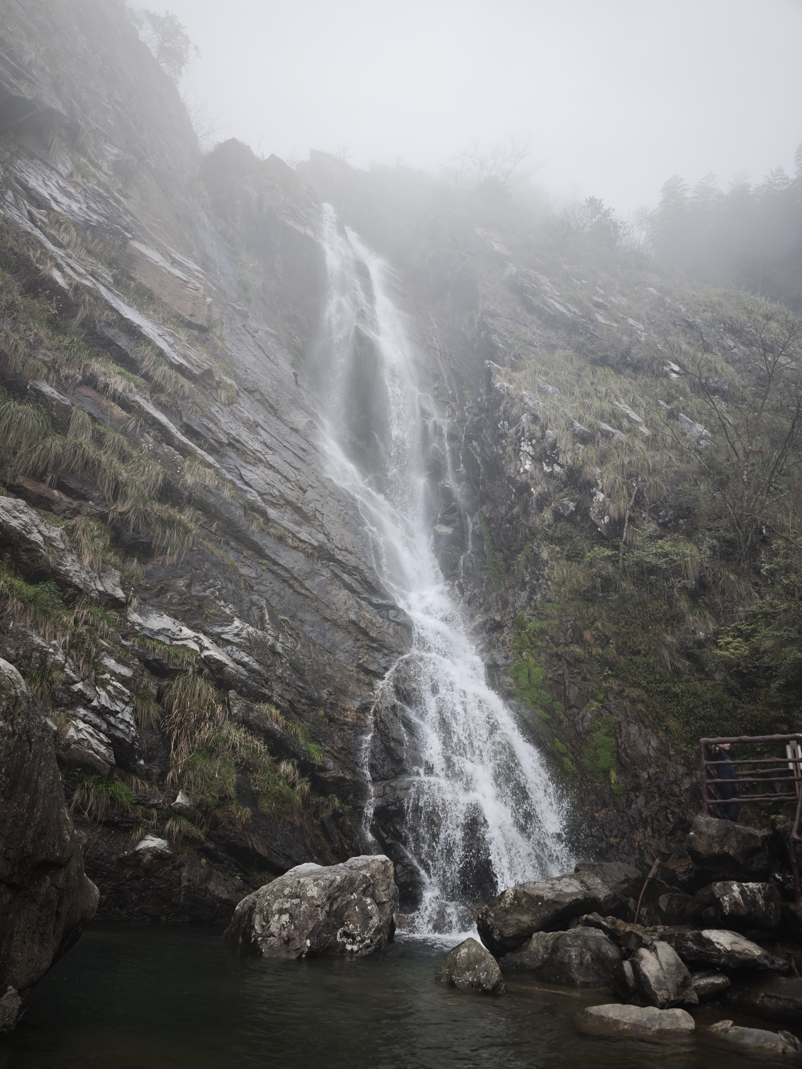 Dakou Waterfall in Lushan