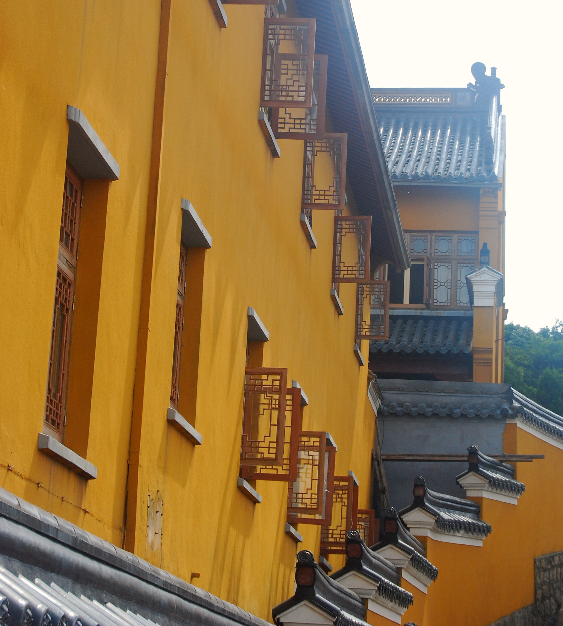 Temple buildings on Mount Putuo in Zhejiang